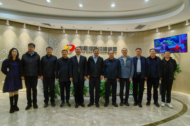 伊春市民宿考察团到访HJC黄金城平台深化产业合作